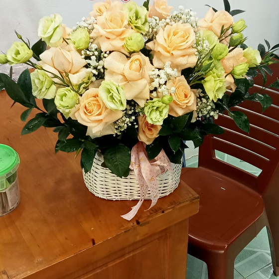 Giỏ hoa xinh